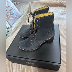 Frye Sabrina 6G Women's Gray Suede Lace-Up Boots 7.5